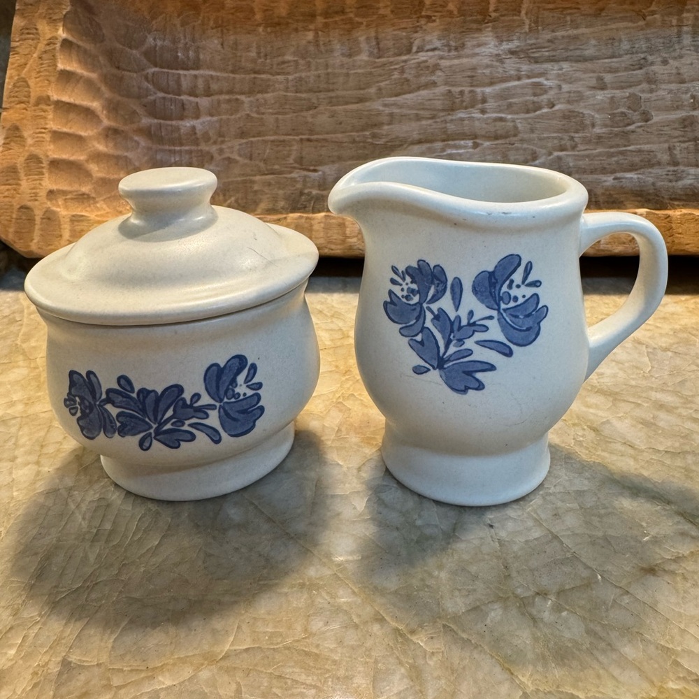 Pfaltzgraff White and Blue Floral Serveware Collection - Picture 9 of 11